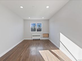 3511 McOwen Avenue, Bronx NY 10475