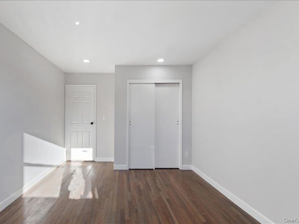 3511 McOwen Avenue, Bronx NY 10475