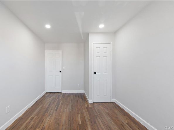 3511 McOwen Avenue, Bronx NY 10475