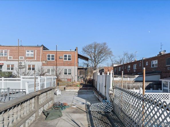 3511 McOwen Avenue, Bronx NY 10475