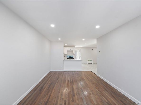3511 McOwen Avenue, Bronx NY 10475