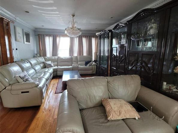 8640 126th Street, Richmond Hill NY 11418