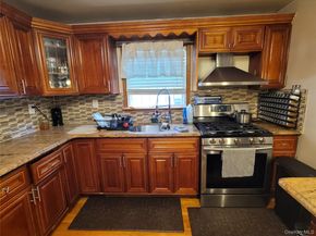 8640 126th Street, Richmond Hill NY 11418