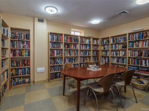 166-25 Powells Cove Boulevard 3G, Beechhurst NY 11357