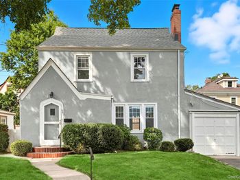 82 Shelley Avenue