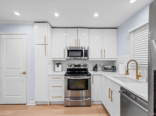 75 Shirley Lane, White Plains NY 10607