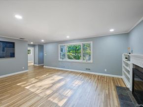 8 Oakway Drive, Stony Brook NY 11790