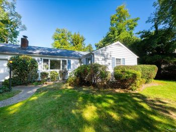 8 Oakway Drive