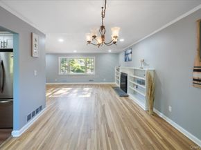 8 Oakway Drive, Stony Brook NY 11790