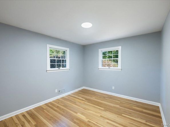 8 Oakway Drive, Stony Brook NY 11790