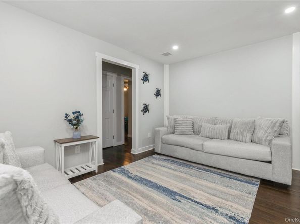 10 Rutland Road, East Hampton NY 11937