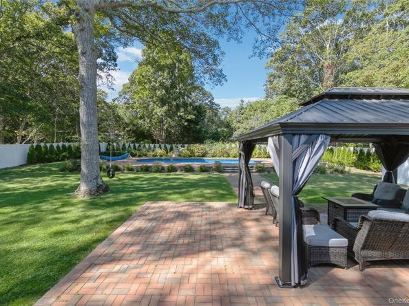 10 Rutland Road, East Hampton NY 11937