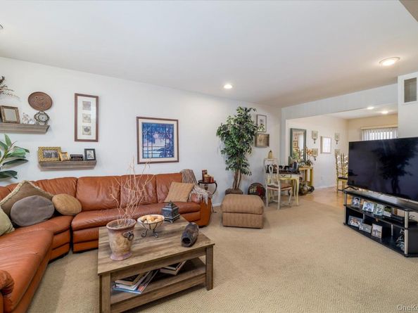 3530 Long Beach Road 70, Oceanside NY 11572