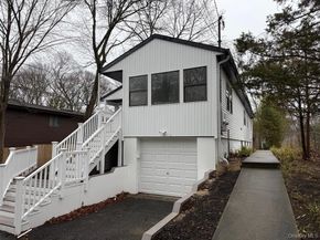 526 Birch Hollow Drive, Shirley NY 11967