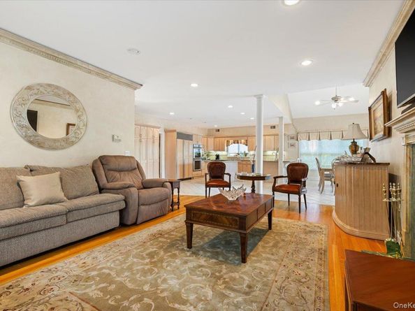3 D'Alessio Court, Scarsdale NY 10583