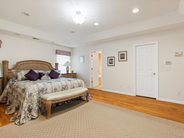 3 D'Alessio Court, Scarsdale NY 10583