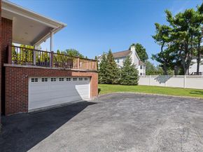 3 D'Alessio Court, Scarsdale NY 10583