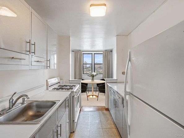 99-45 60th Avenue 6J, Corona NY 11368