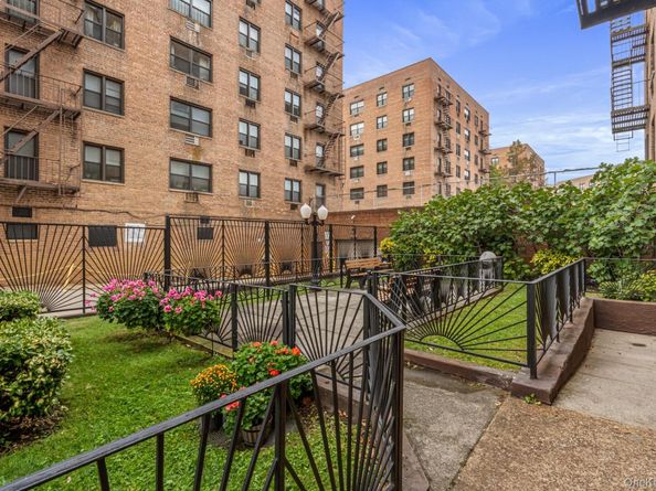 99-45 60th Avenue 6J, Corona NY 11368