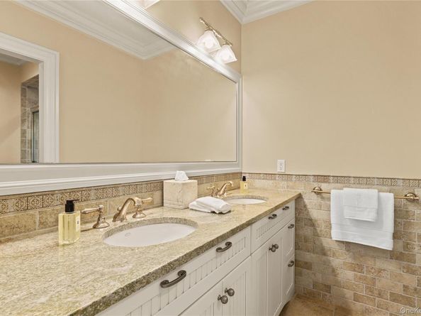 3 Brook View Lane, Rye NY 10580