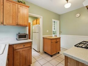 24 Gilbert Place, Yonkers NY 10701