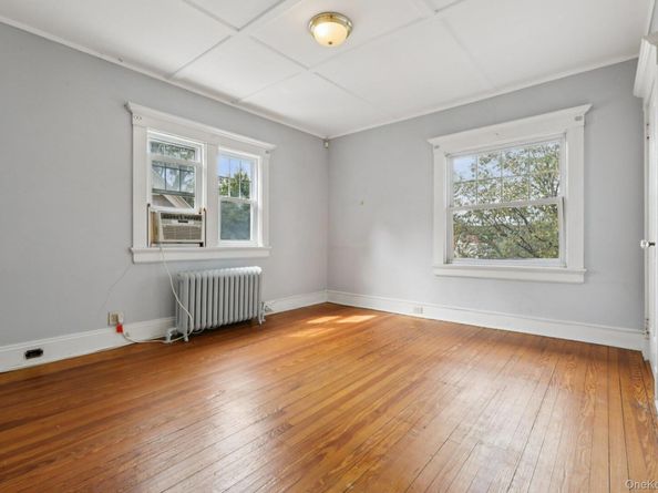24 Gilbert Place, Yonkers NY 10701
