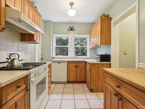 24 Gilbert Place, Yonkers NY 10701