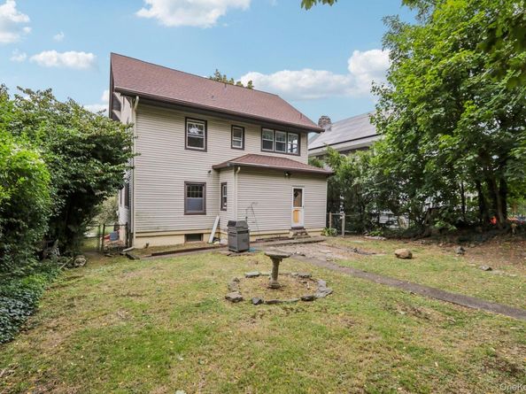24 Gilbert Place, Yonkers NY 10701