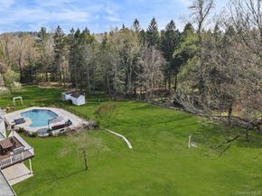 20 Oscaleta Road, South Salem NY 10590