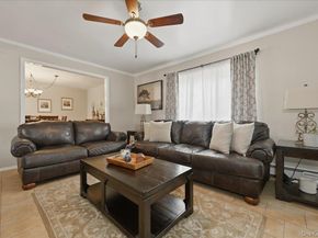 25 Gleaner Lane, Levittown NY 11756