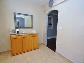 253 Garth Road 1T, Scarsdale NY 10583