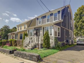 21607 110th Avenue, Queens Village NY 11429