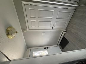 70 Abbey Lane, Levittown NY 11756