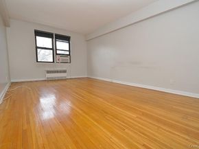 142 Garth Road 5S, Scarsdale NY 10583