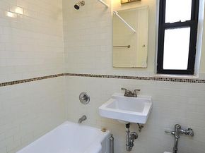 142 Garth Road 5S, Scarsdale NY 10583