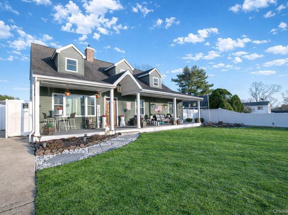 67 Sheldon Street, Central Islip NY 11722