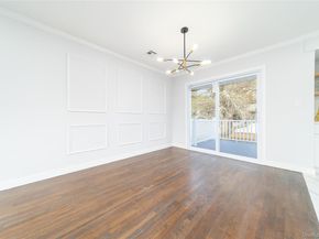 8 Spector Lane, Plainview NY 11803