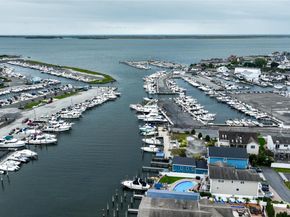 750 Shore Walk, Lindenhurst NY 11757