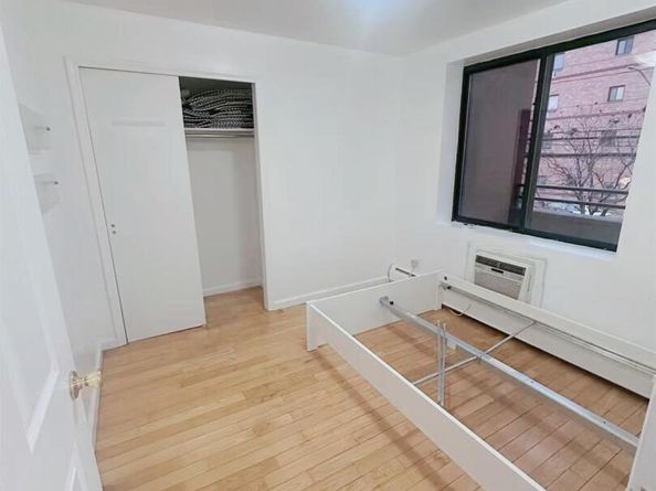 136-16 35TH Avenue 2B, Flushing NY 11354