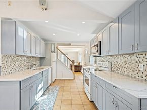 23 Harvard Street, Roslyn Heights NY 11577