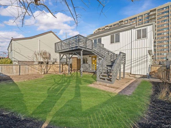 318A Beach 101st Street, Rockaway Park NY 11694