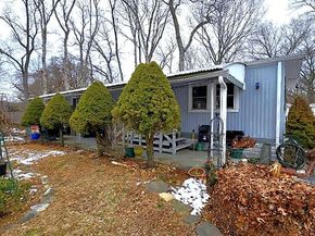 703 Fresh Pond Avenue 175, Calverton NY 11933