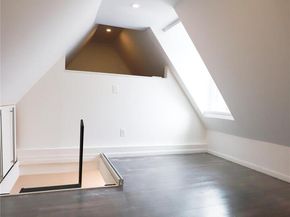 36-20 190TH Street, Flushing NY 11358