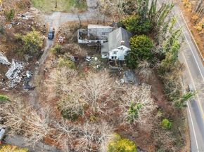 372 Main St, East Setauket NY 11733