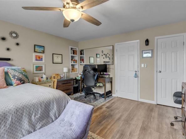 200 Merrick Road I, Amityville NY 11701