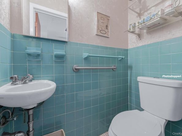 331 Richmond Road, Douglaston NY 11363