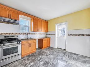 95-26 86th St, Ozone Park NY 11416