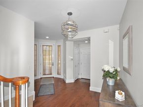 736 Verona Drive, Melville NY 11747