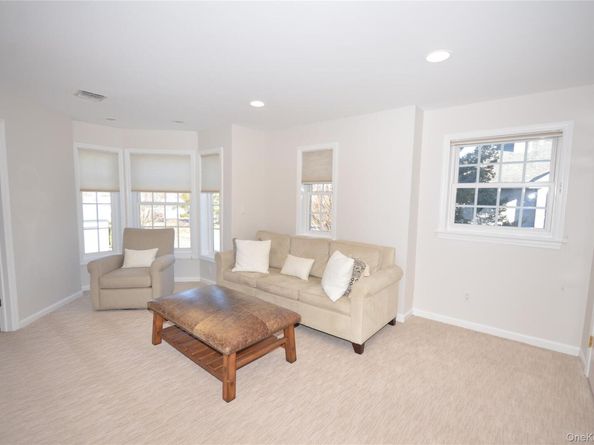 736 Verona Drive, Melville NY 11747