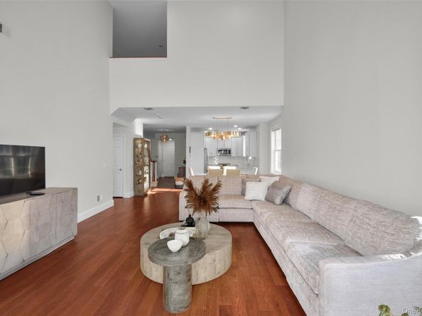 736 Verona Drive, Melville NY 11747